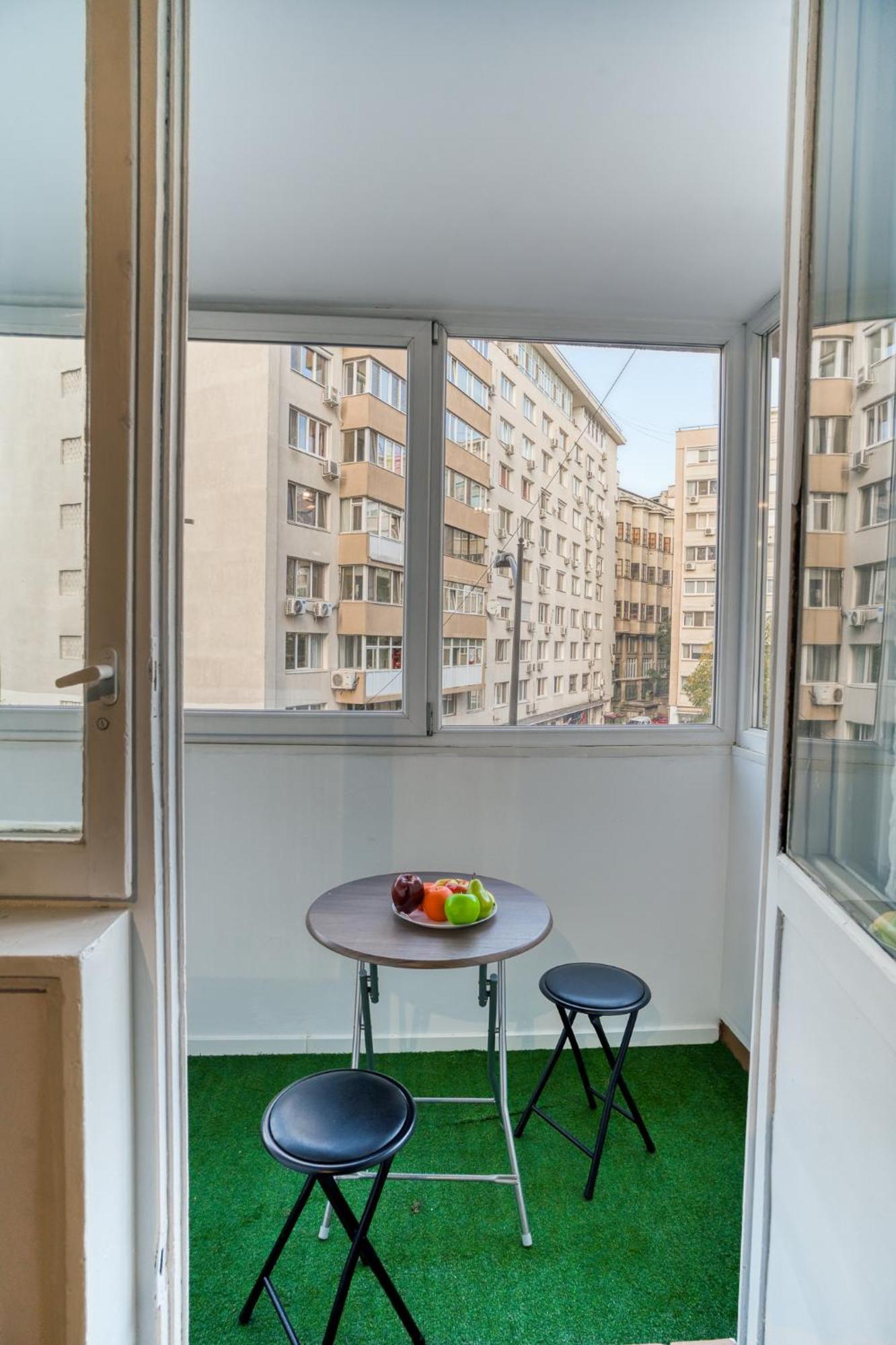Hacienda Royal Palace - Central Designer Apartment Bucharest Luaran gambar
